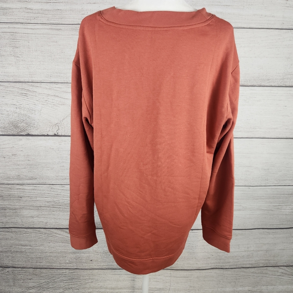 Orvis Women's V-Neck Rust Colored Sweater - Picture 5 of 7